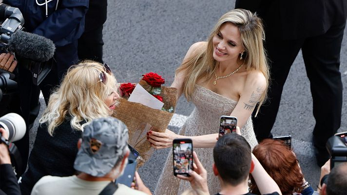 Telediario Fin de Semana - Cannes, el festival de cine más fotografiado del mundo