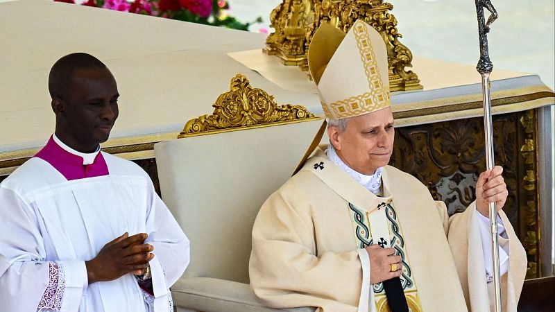 León XIV pide unidad a la Iglesia para combatir "prejuicios" y "el miedo a lo diferente" en su inicio de pontificado
