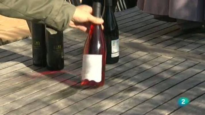 L'Informatiu - Polèmica al voltant del vi català amb Denominació d'Origen.