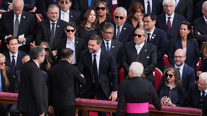 Telediario Fin de Semana - Hasta 150 delegaciones internacionales asisten a la misa de inicio de papado de León XIV