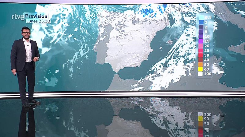 Chubascos tormentosos localmente fuertes o muy fuertes y acompañados de granizo - ver ahora