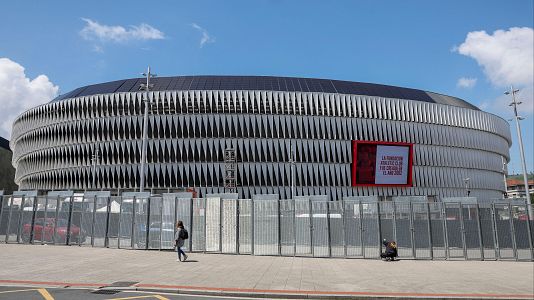 San Mamés, listo para acoger la final de la Europa League entre Manchester United y Tottenham