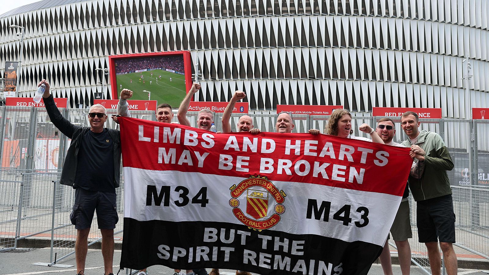 Tottenham - Manchester United: aficionados ingleses Bilbao - Los Deportes de La1 | Ver