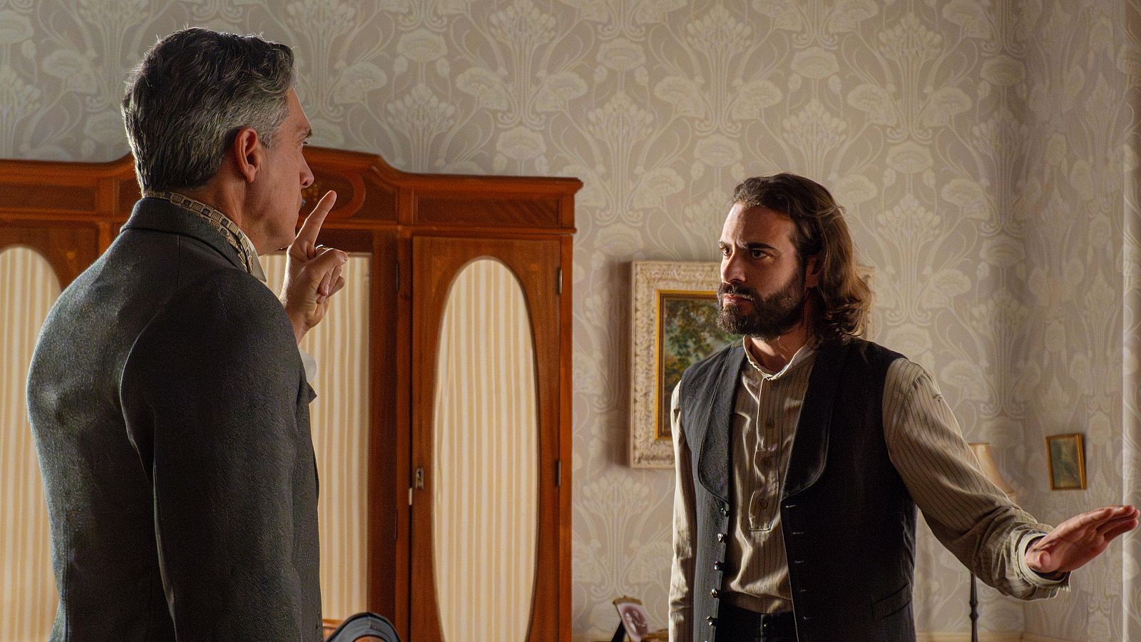 La Promesa: Adriano revela sus orígenes a Lisandro - La promesa | Ver