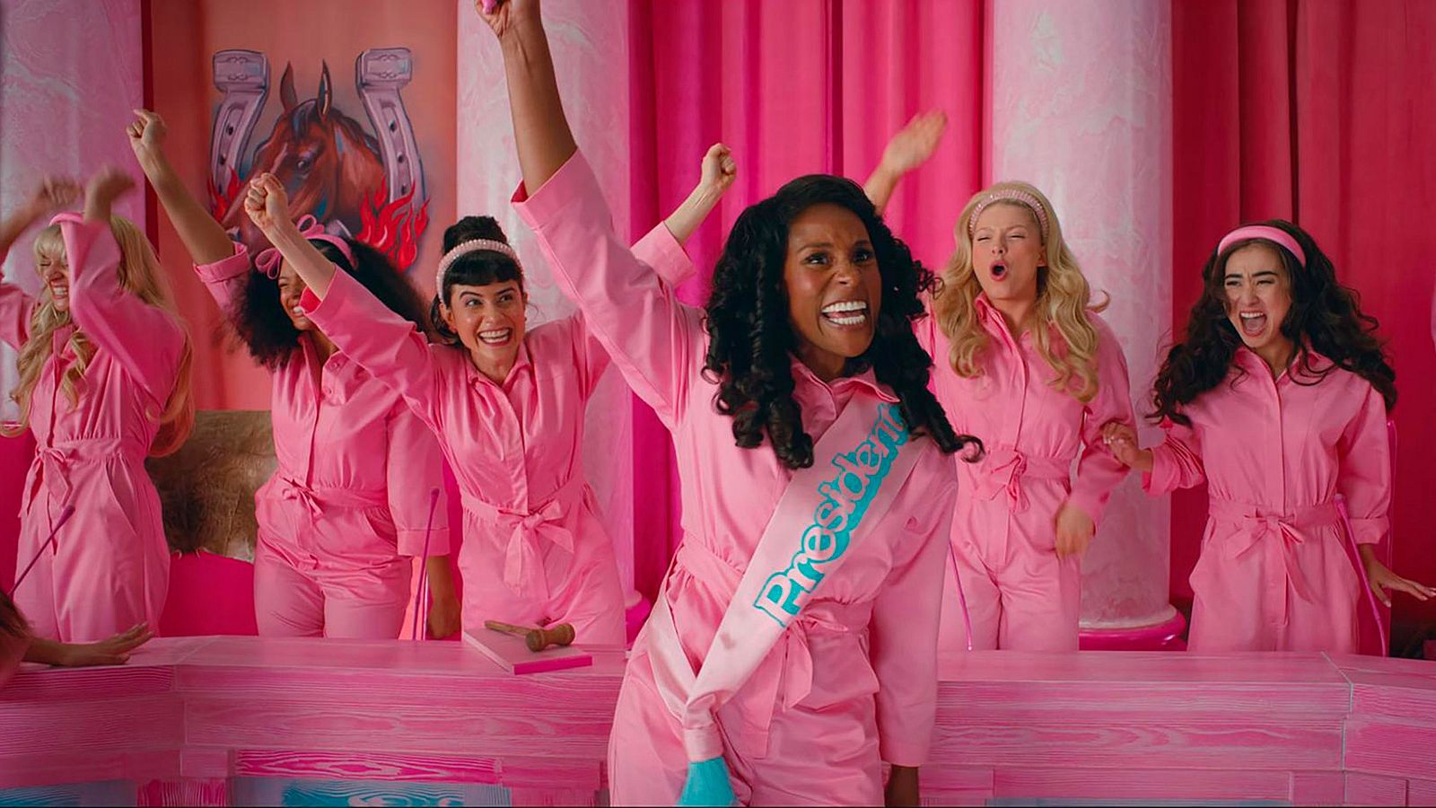 El rosa no es un color, es una actitud. Descúbrelo en La 1 y RTVE.