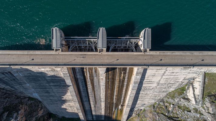 Telediario 1 - Las centrales hidroeléctricas, claves tras el apagón