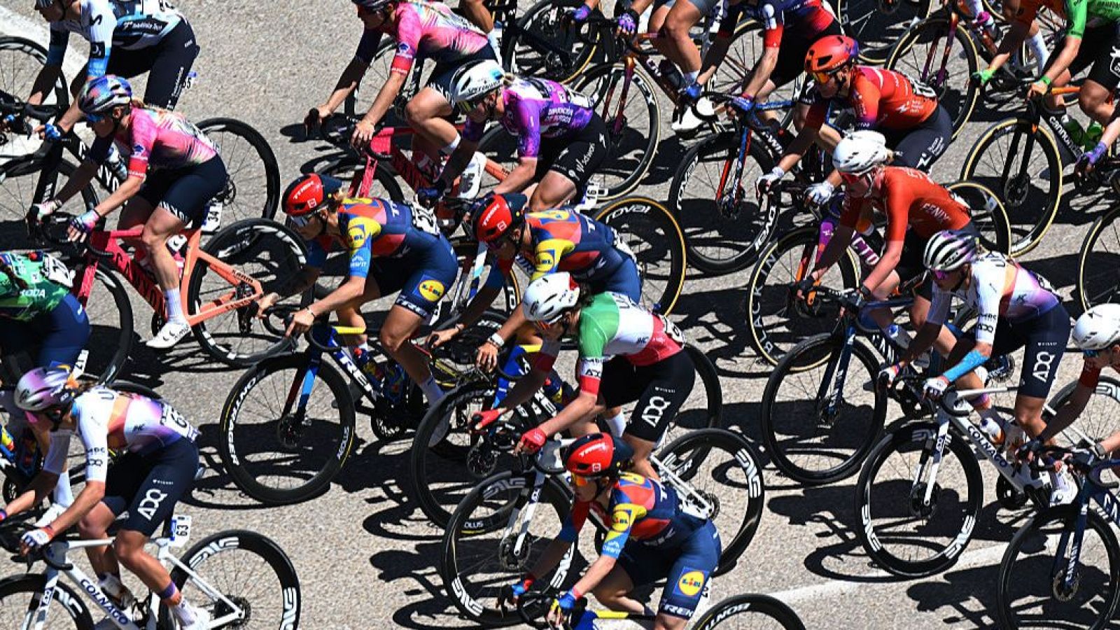 Ciclismo - Vuelta a Burgos Femenina. 2ª etapa: Villalba de Duero - Roa de Duero - ver ahora