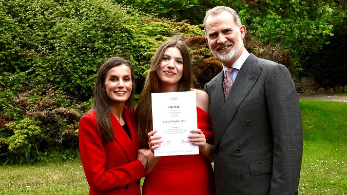 Fin de semana 24h - La infanta Sofía se gradúa tras dos años cursando el bachillerato en un internado de Gales