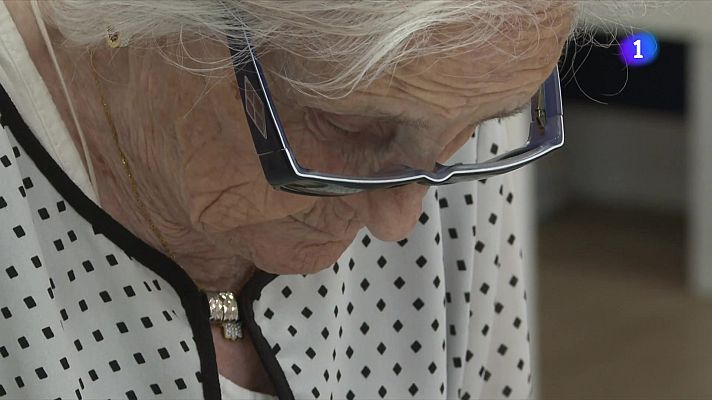 L'Informatiu - Col·lapse en la tramitació d'ajudes a la dependència