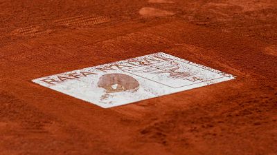 La huella de Rafa Nadal ya será permanente en Roland Garros con una placa conmemorativa
