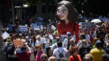 Una marcha denuncia el "desmantelamiento" de la sanidad pública en Madrid y las políticas del Gobierno de Ayuso