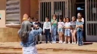VÍDEO: Desde Cáceres, el alumnado del CEIP El Vivero escucha en directo su informativo escolar