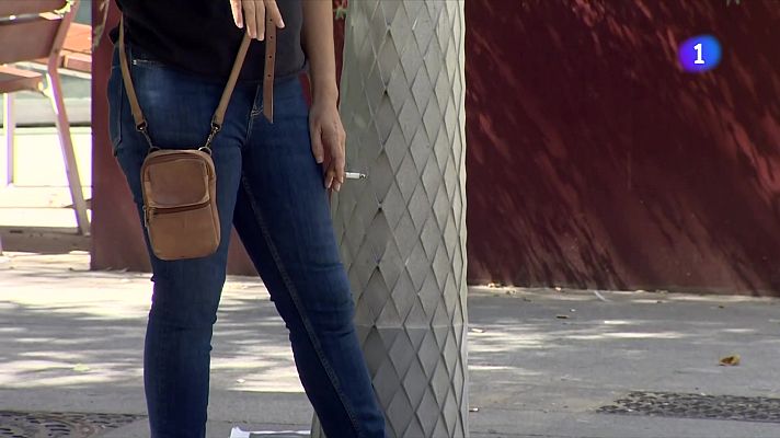 L'Informatiu - Els vapejadors guanyen terreny entre els joves