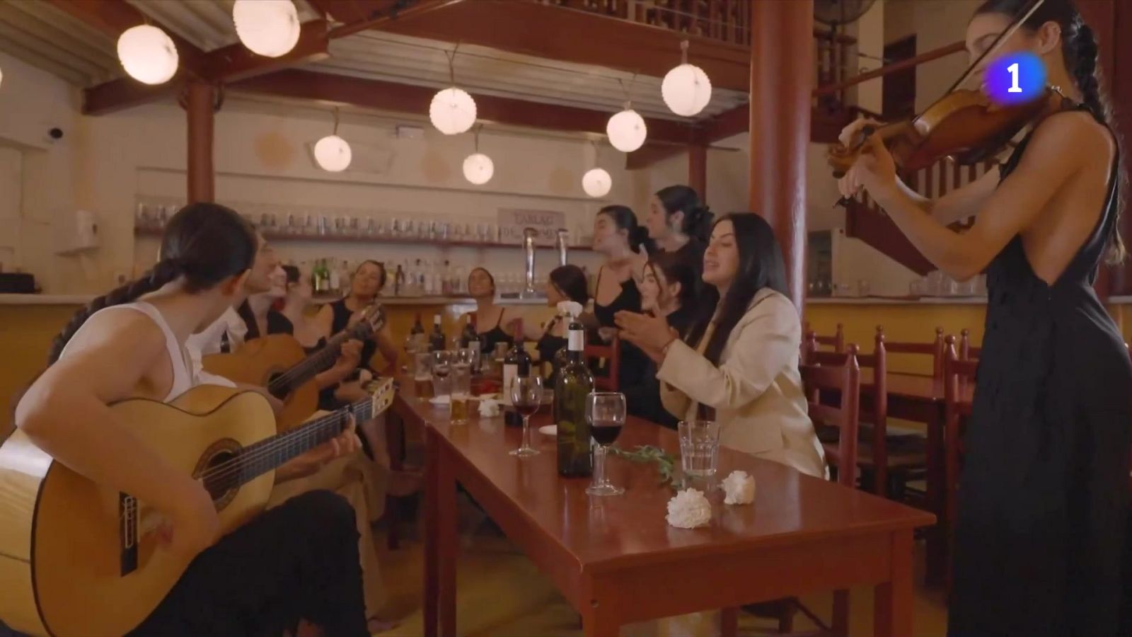 Las Migas tornen als orígens amb un flamenc reivindicatiu - L'Informatiu | Veure