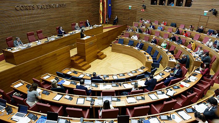 Telediario 1 - PP y Vox invitan ahora a las víctimas de la dana a comparecer en la comisión de investigación en Les Corts