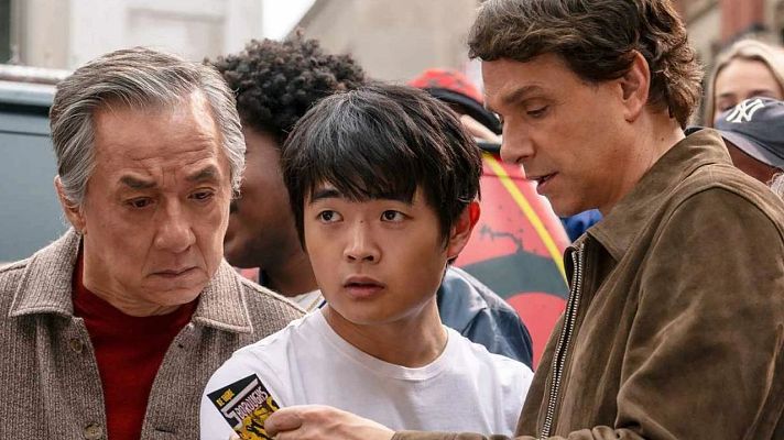Telediario 2 - Jackie Chan y Ralph Macchio vuelven a las artes marciales en 'Karate Kid: Legends'