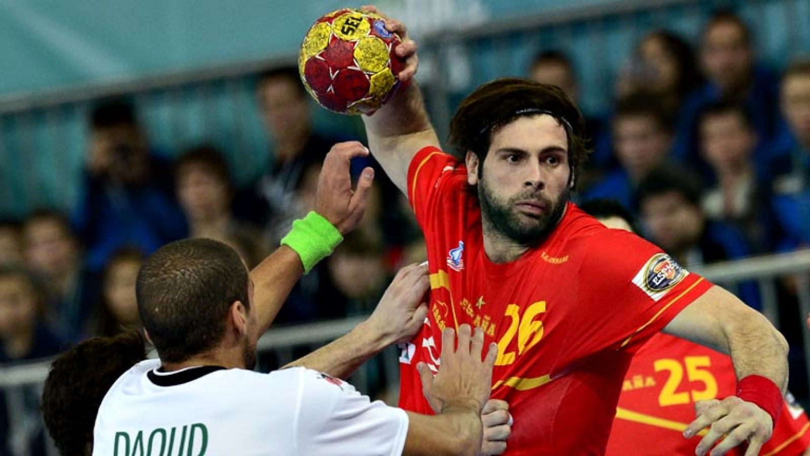La selección española de balonmano arrancó su andadura en el Campeonato del Mundo de España, en el que los de Valero Rivera se han propuesto volver a ganar el título universal que conquistaron en 2005, con una contundente victoria (27-14) sobre una A