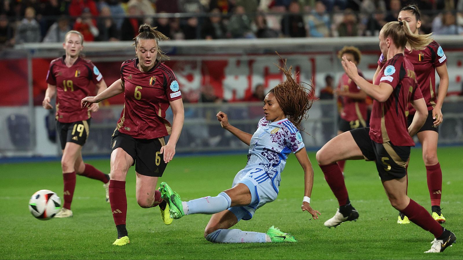 Bélgica-España: Vive la UEFA Women's Nations League en RTVE | Ver