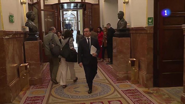 L'Informatiu - El Govern demana al PP un pacte d'estat per defensar l'oficialitat del català