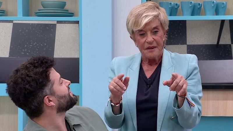Chelo García Cortés sobre la noche de pasión en quinteto: "Bárbara Rey fue la primera mujer que besé"