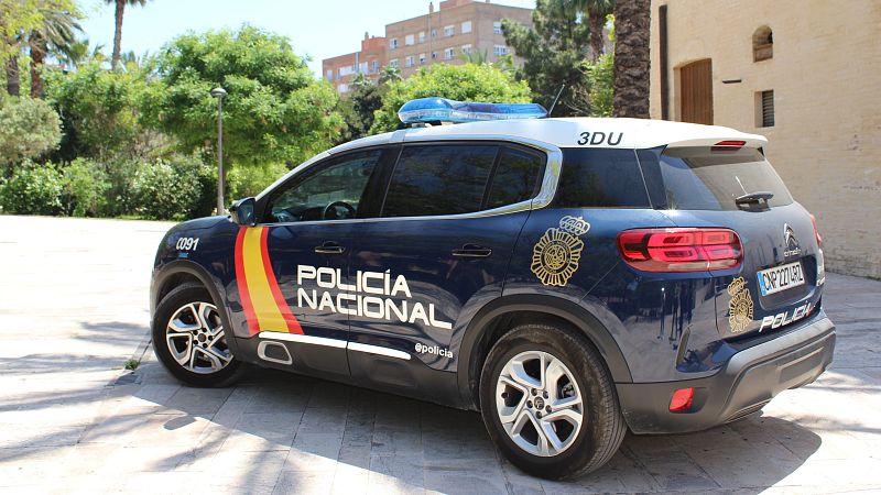 Al menos tres muertos al colapsar una nave ganadera en Coaña, Asturias | Ver