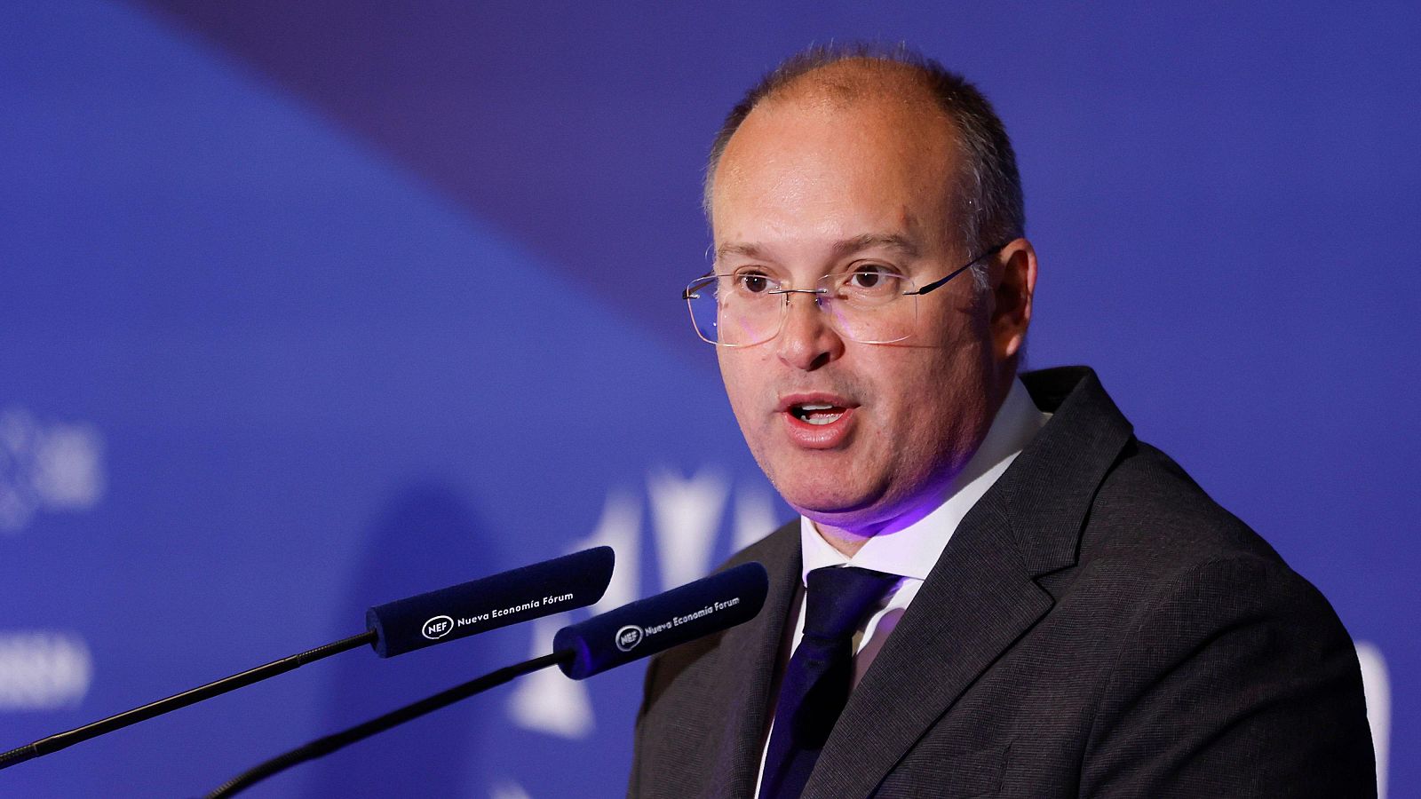 El PP insiste en presentar una moción de censura y acusa al resto de partidos de tolerar "la corrupción" - Telediario 1 | Ver