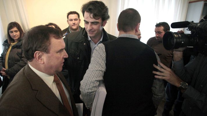 Telediario 1 - PSOE y BNG impugnarán la fusión de los ayuntamientos de Oza y Cesuras