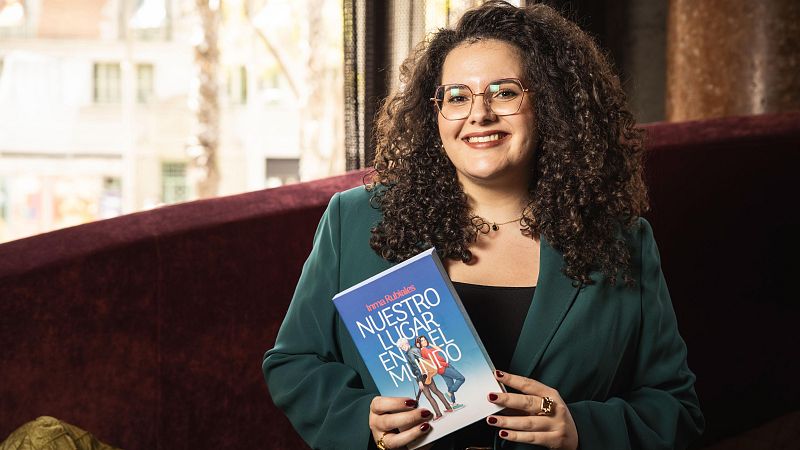 Inma Rubiales conquista la Feria del Libro de Madrid con su nueva novela juvenil