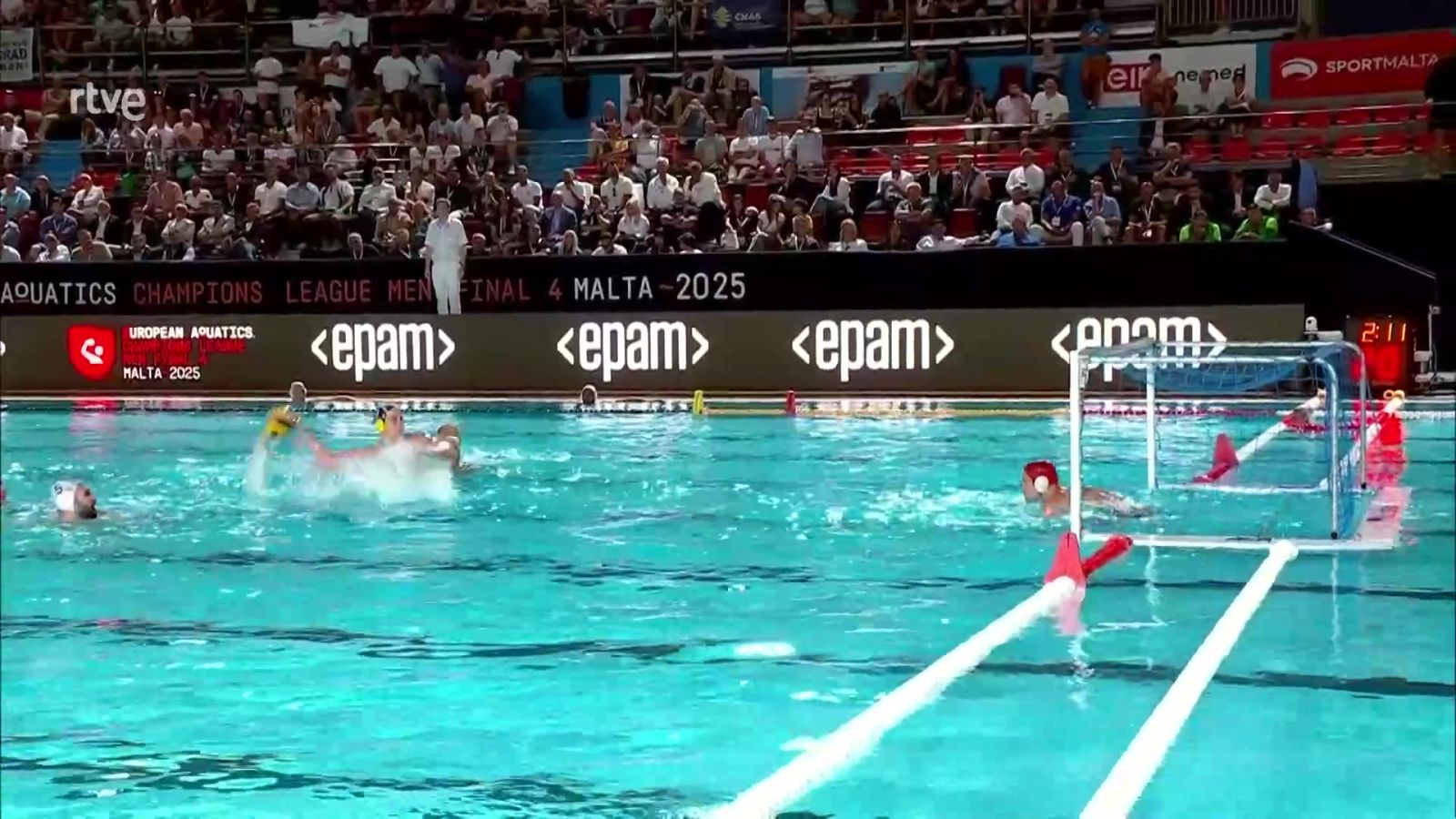 Waterpolo - Liga Europea masculina. Final Four 1ª Semifinal: VK Novi Beograd - Zodiac CNAB - ver ahora