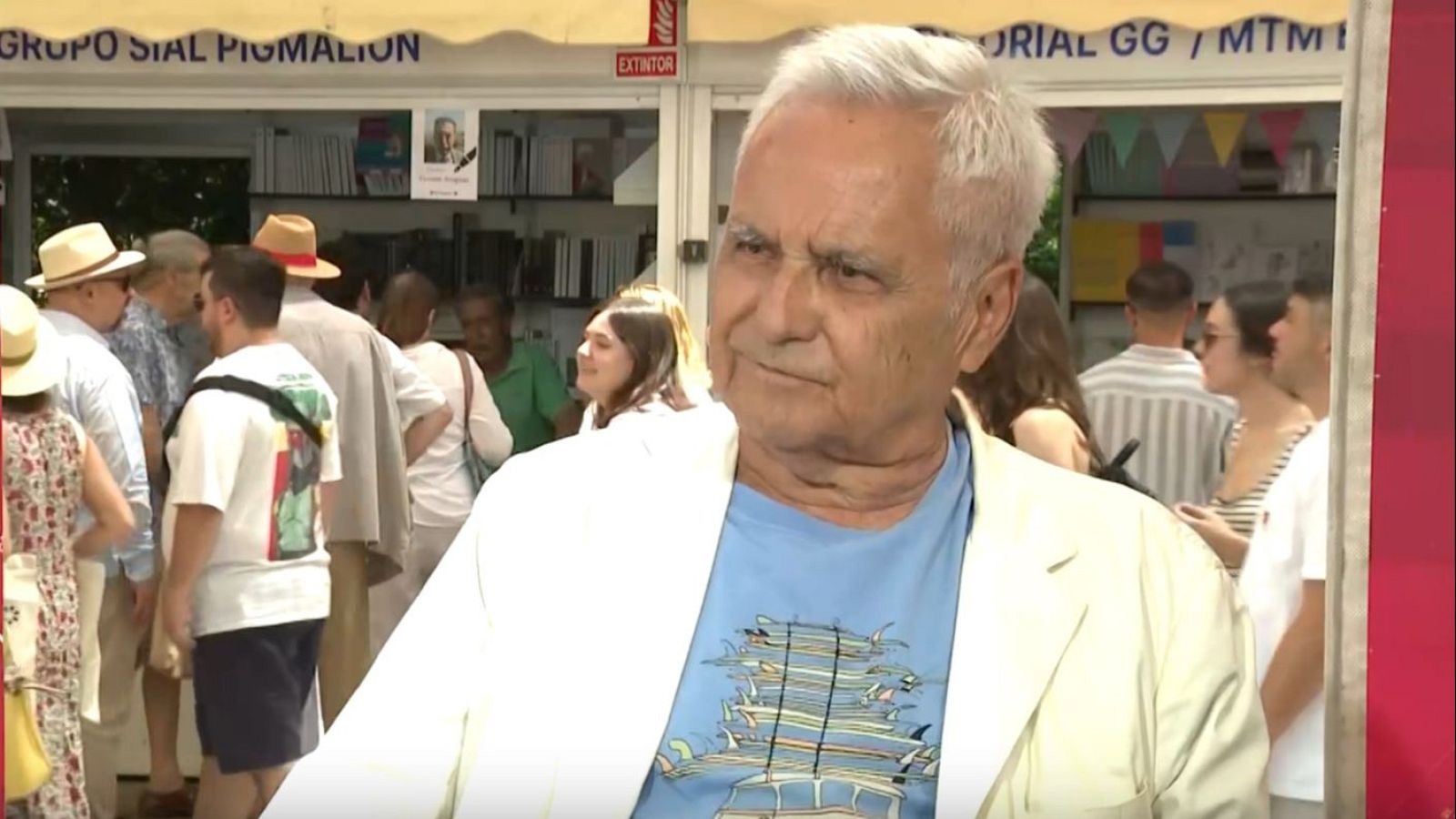 Juan Cruz expresa su 'pasión' por la literatura - Fin de semana 24h | Ver