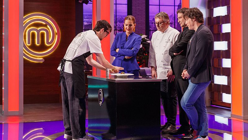 El gran plato de Emilio con los hongos como protagonistas - MasterChef | Ver