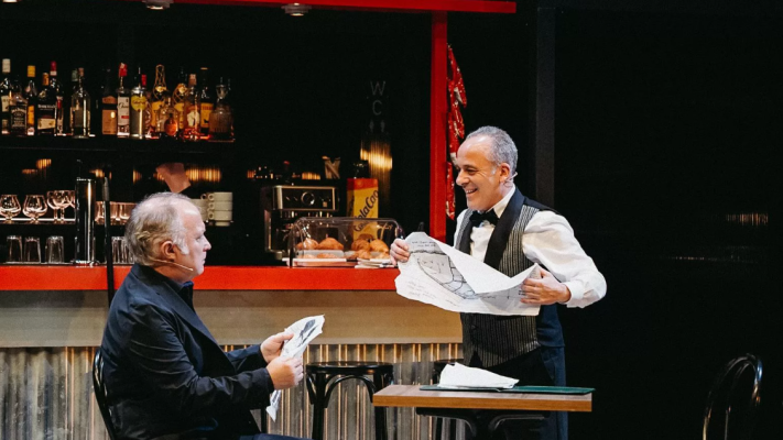 Telediario 1 - 'Los yugoslavos': una obra que resalta el poder de las palabras