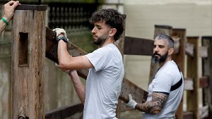 Comienza a colocarse en Pamplona el vallado del encierro de los Sanfermines