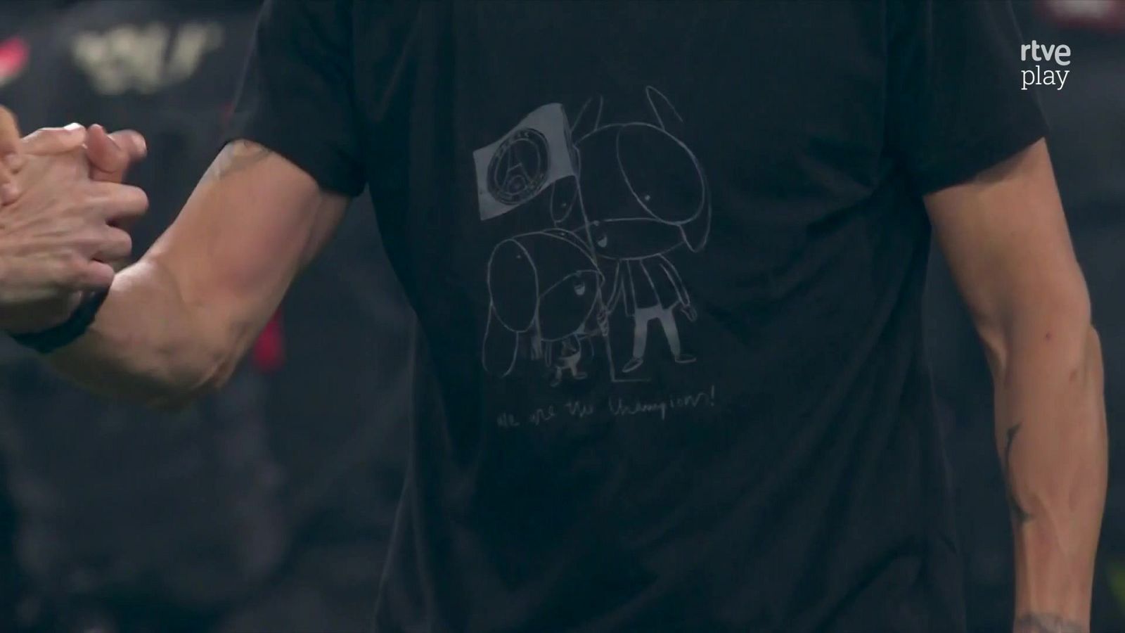 D'on va sortir la samarreta de Luis Enrique? - L'Altaveu - L'altaveu | Veure