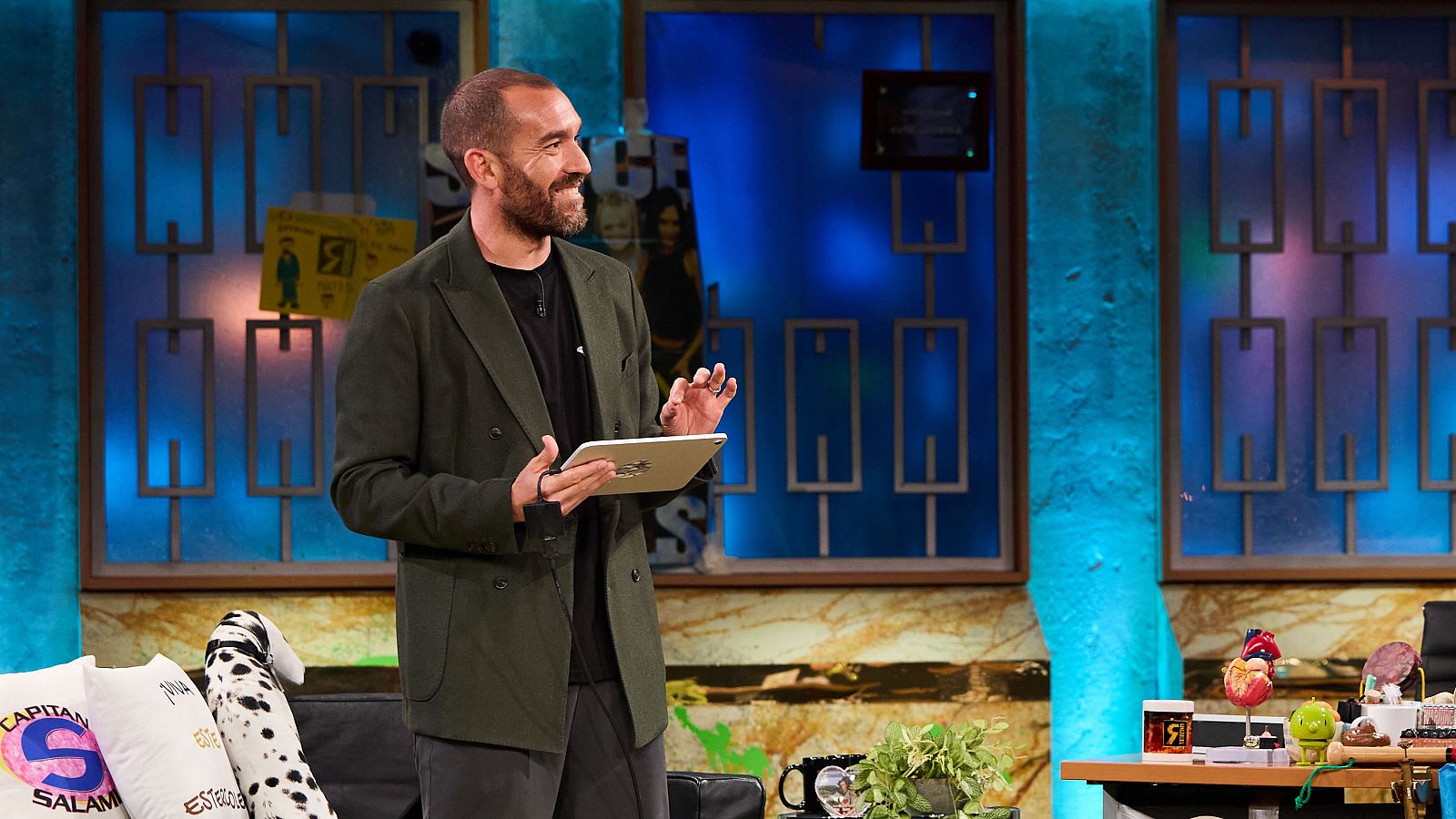 La Revuelta | Ponce anuncia la llegada del verano 2/6/25 - La Revuelta | Ver