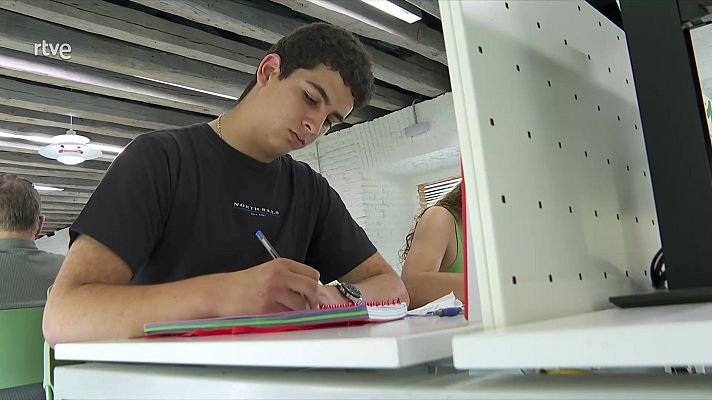 Telediario en lengua de signos - Telediario - 8 horas - 03/06/25 - Lengua de signos