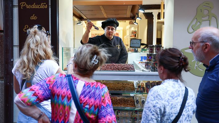 Telediario 1 - El empleo marca un récord histórico con casi 21,8 millones de trabajadores
