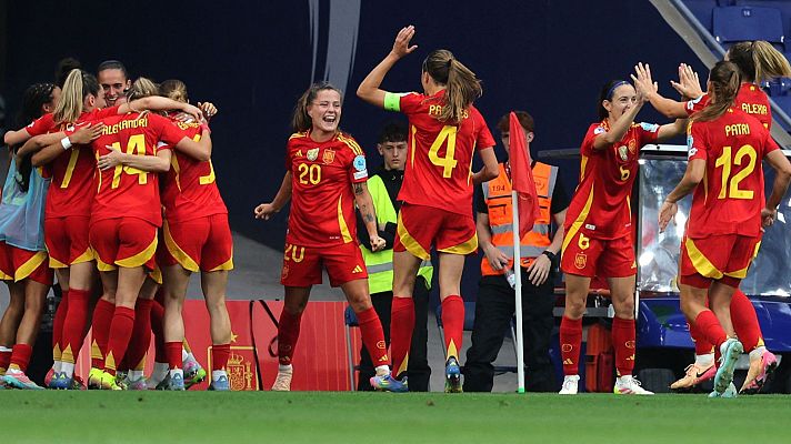 UEFA Nations League - Los dos golazos de Claudia Pina para la remontada de España ante Inglaterra