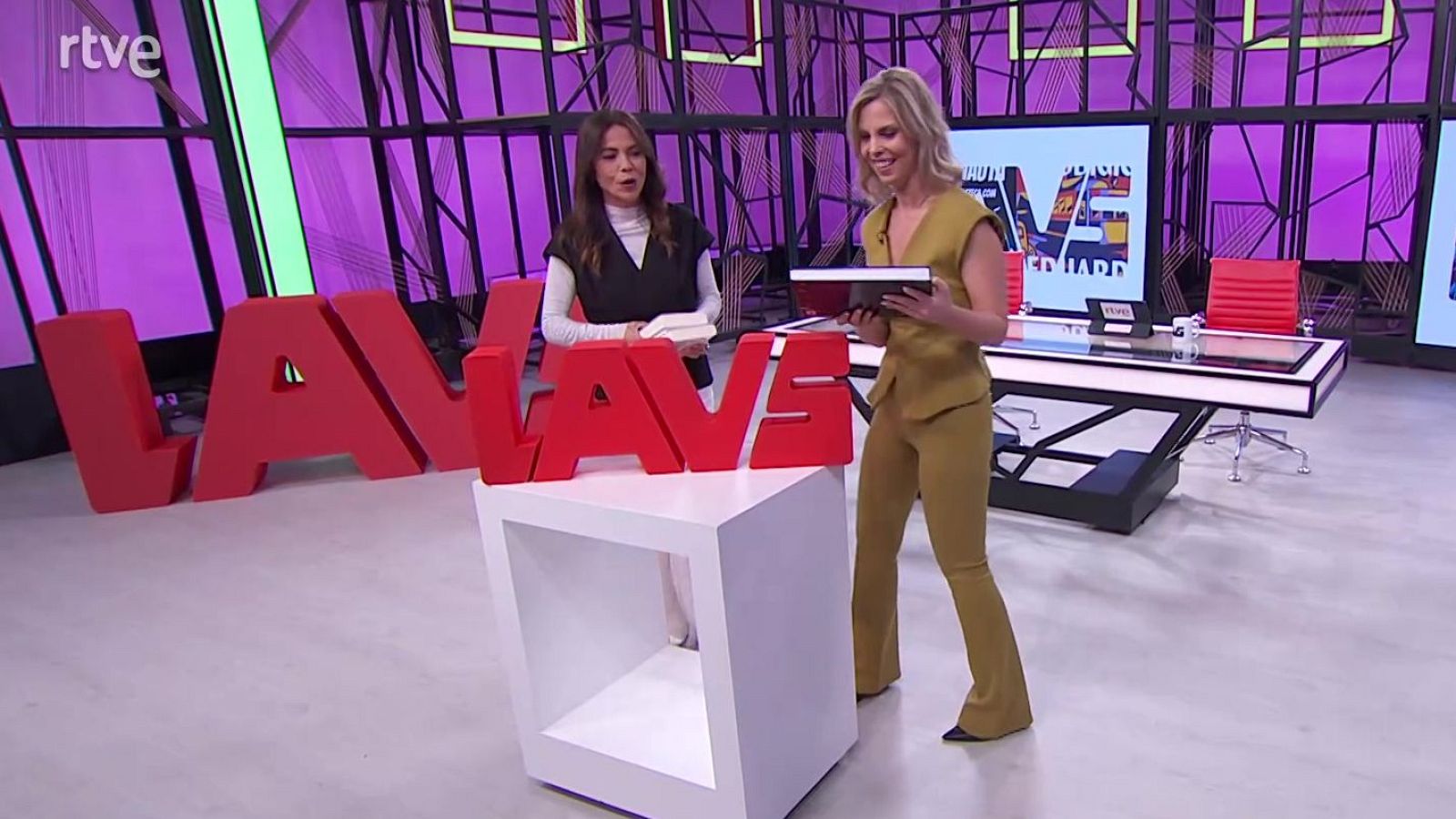 Susana Santaolalla. Recomendaciones literarias | Ver