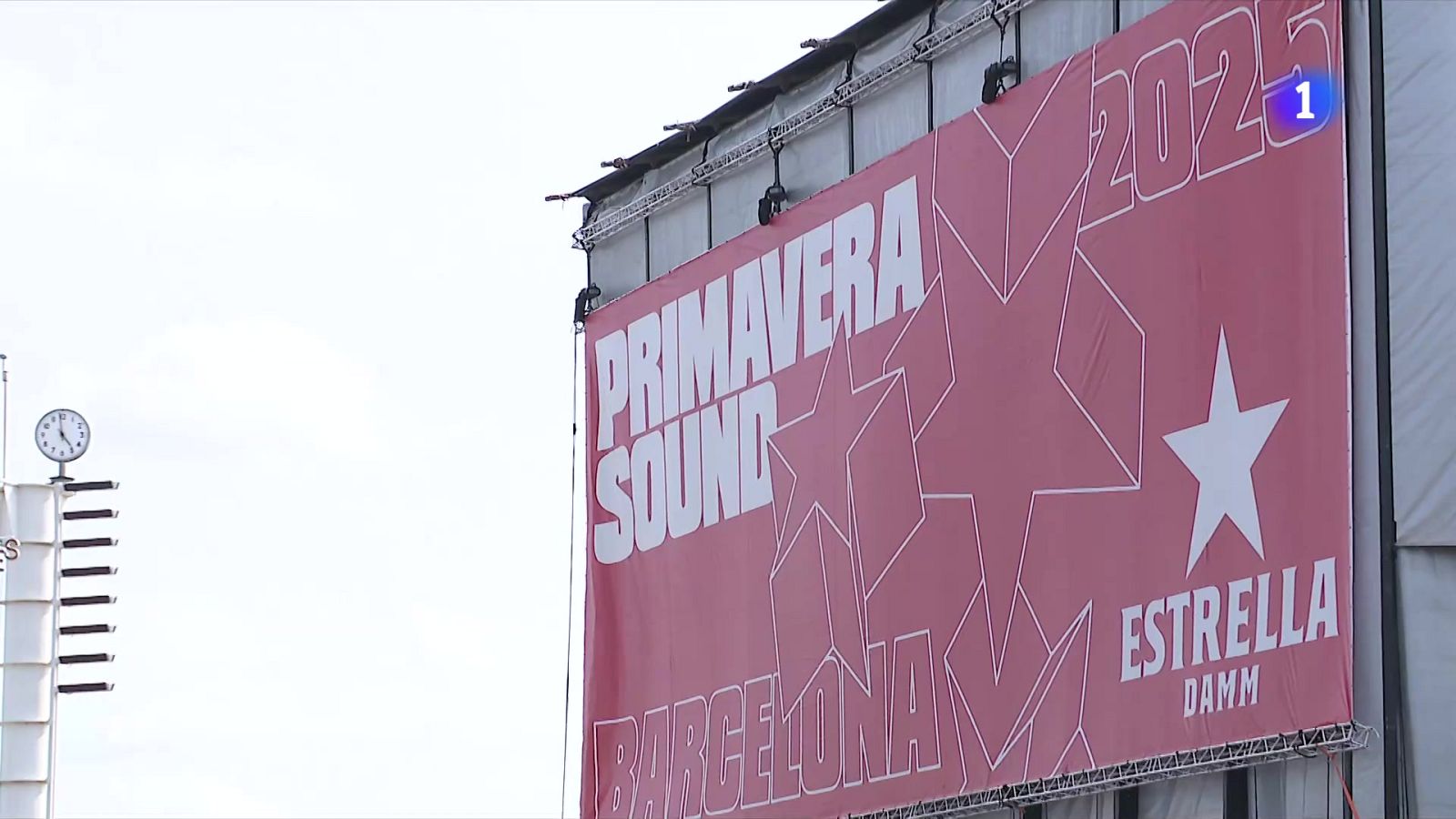 Primavera Sound 2025 obre portes amb una jornada gratuïta al Fòrum - L'Informatiu | Veure