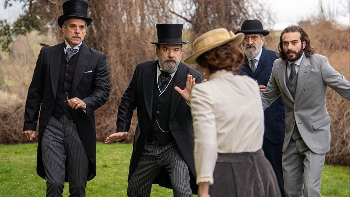 La promesa - Eugenia dispara una pistola en el bautizo