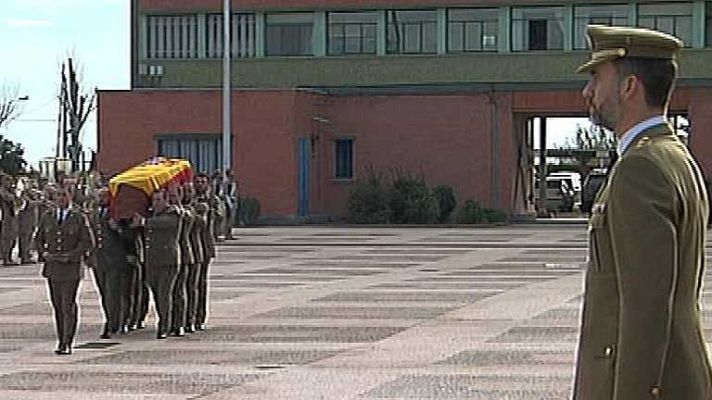  - Funeral por el militar muerto