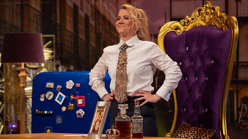 No te pierdas la entrevista a Cristina Almeida, Paca Sauquillo, Nerea Pérez de las Heras, Judith Tiral y Samantha Hudson, invitadas al nuevo programa de 'Al cielo con ella'.