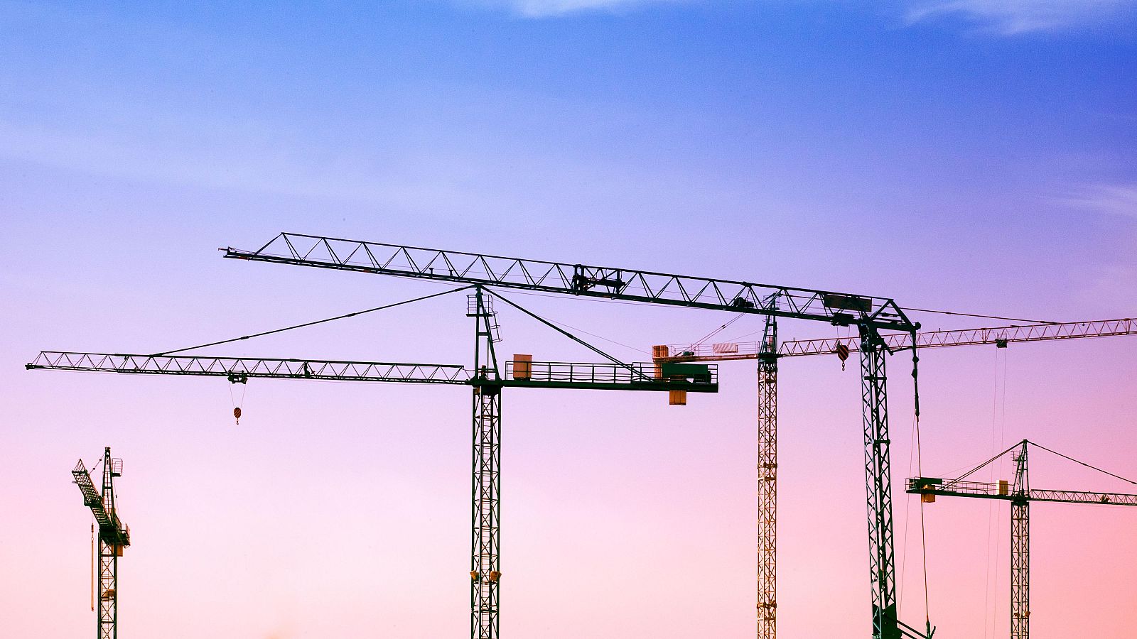 Un acuerdo sobre vivienda, a debate entre Gobierno y comunidades | Ver