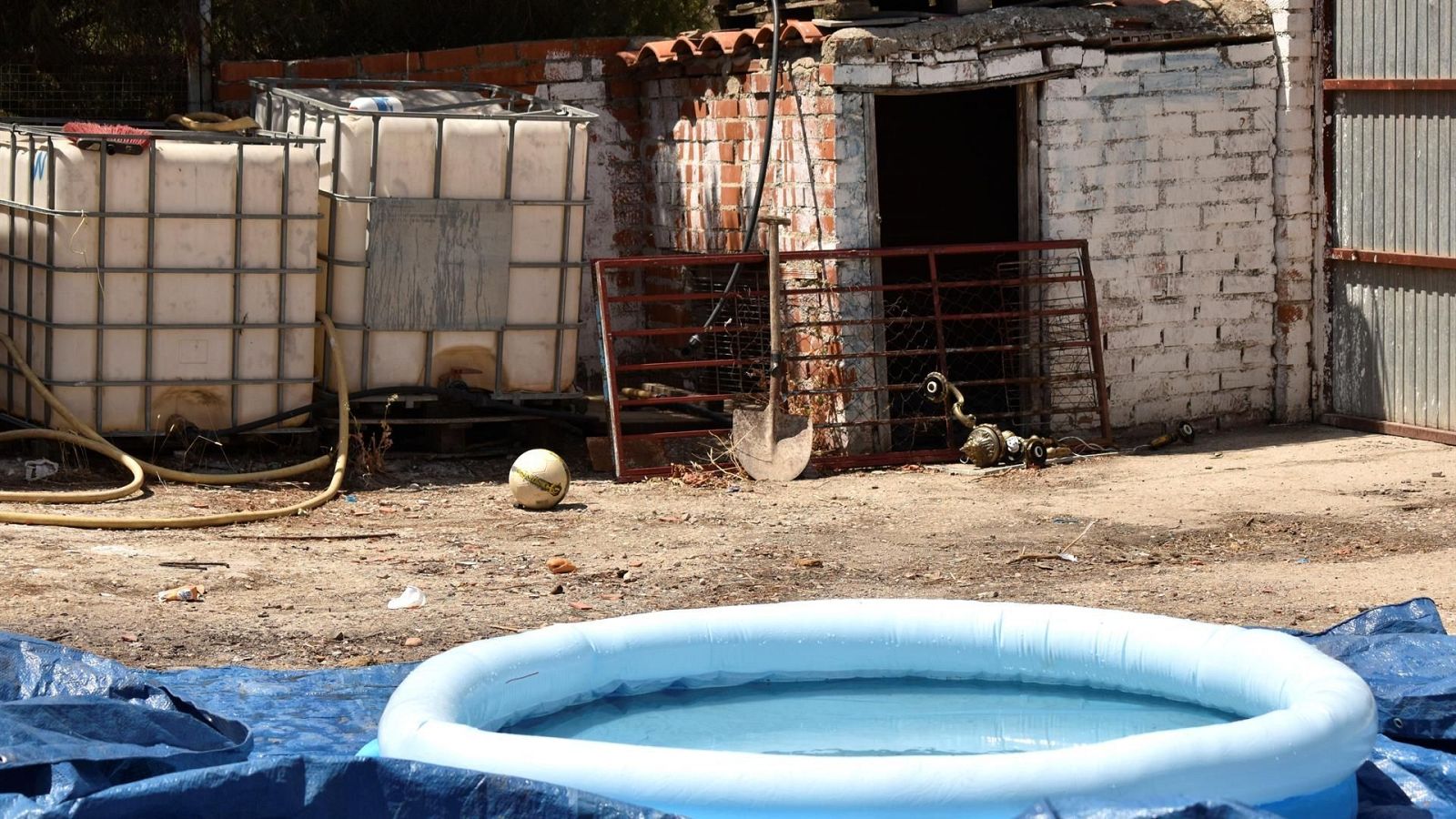 La exclusión residencial afecta a más de 8 millones de españoles - Telediario 1 | Ver