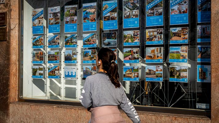 Telediario 1 - La vivienda se encarece un 12,2%, la mayor subida desde 2007
