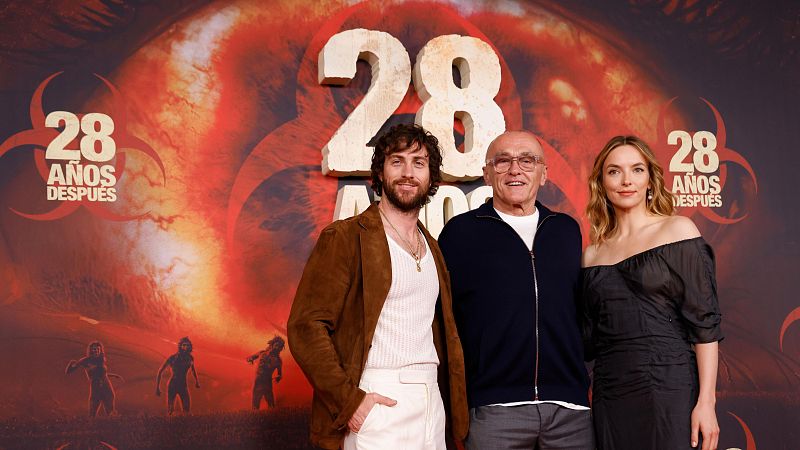 Danny Boyle y Aaron Taylor Johnson presentan '28 años después' - Telediario 1 | Ver