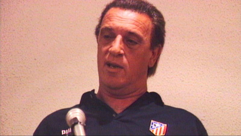 Alfio "Coco" Basile: "Me cago en el contrato" (1995) | Ver