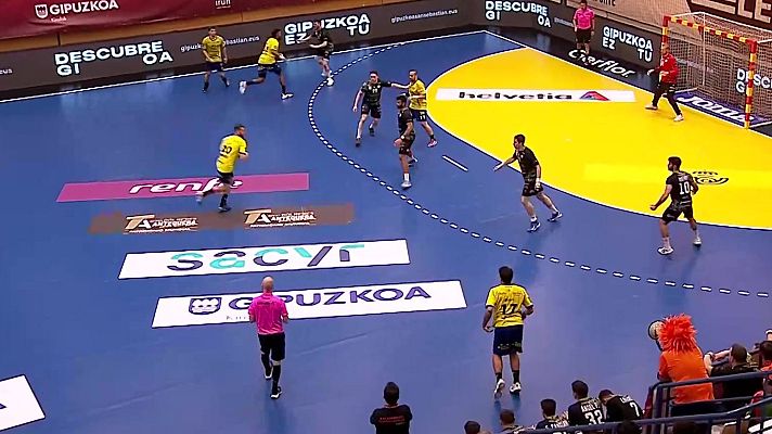 Balonmano - Copa del Rey. ¼ final: Bidasoa Irún - Bathco Torrelavega