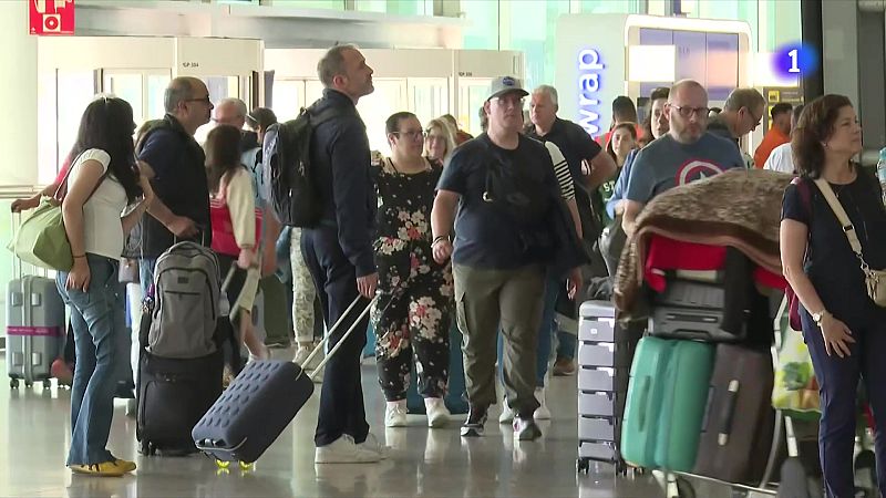 El Govern anunciarà en els pròxims dies el futur de l'aeroport - L'Informatiu | Veure